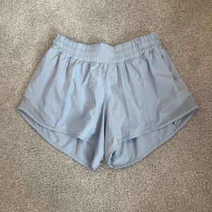 Lululemon Hotty Hot Low-Rise Lined Short 4” Size 6 Color Blue Linen